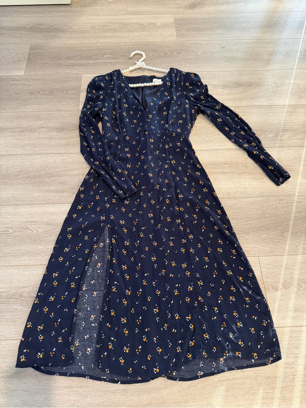 Madison & Berkeley Navy Long-Sleeve Floral Midi Dress